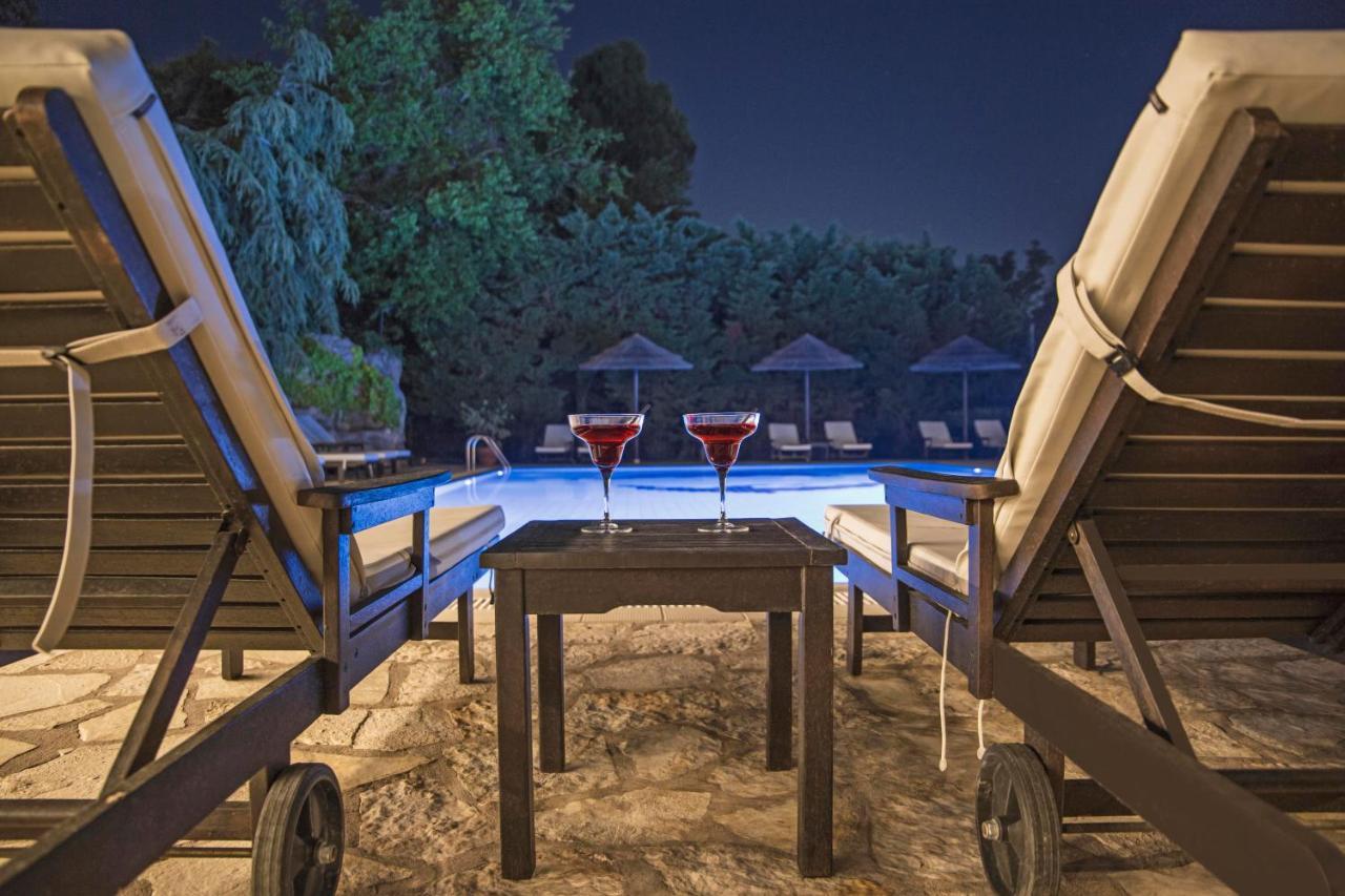Corfu Club Apartments Гувія Екстер'єр фото